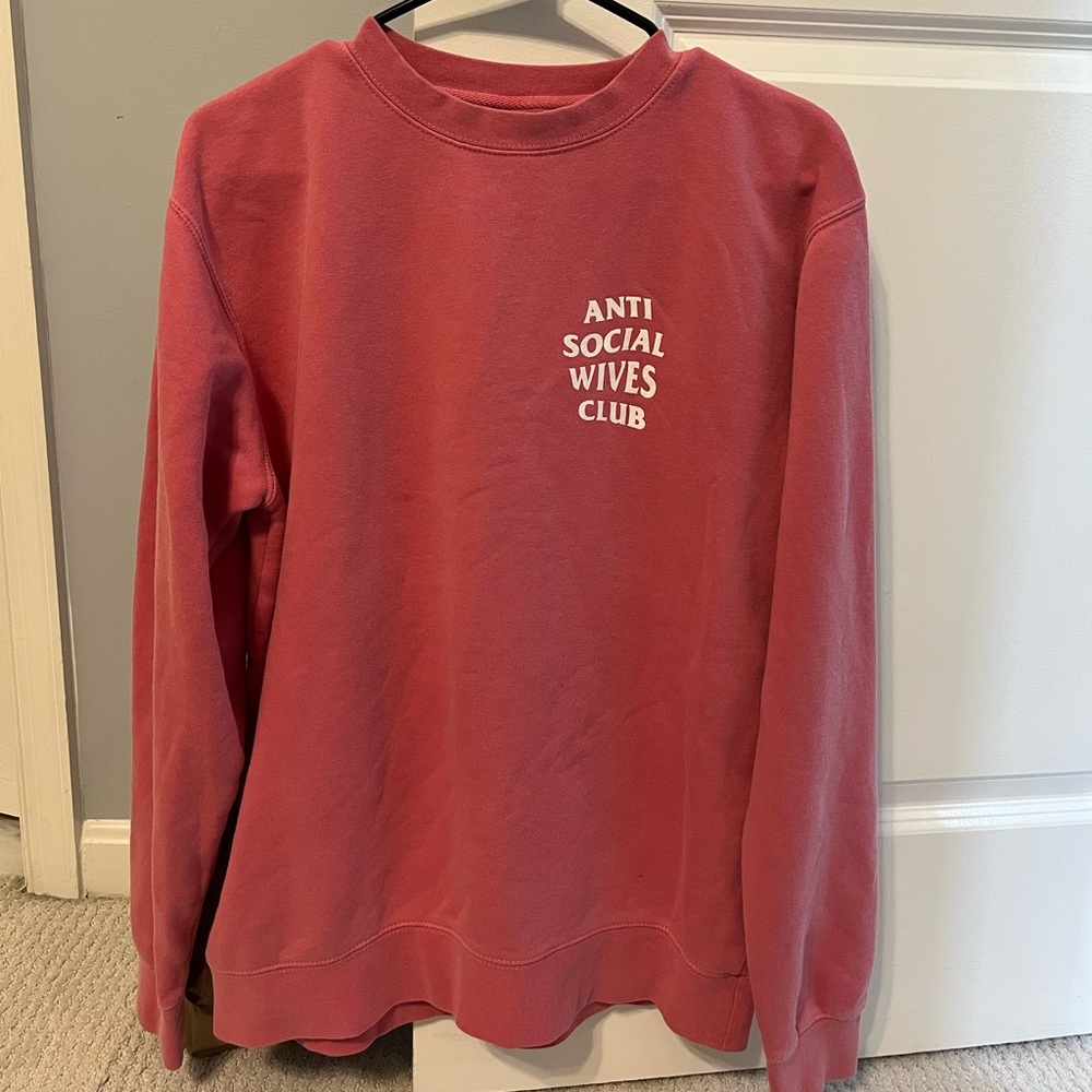 Hubs/Hers Antisocial Wives Club Crewneck Pink S/M